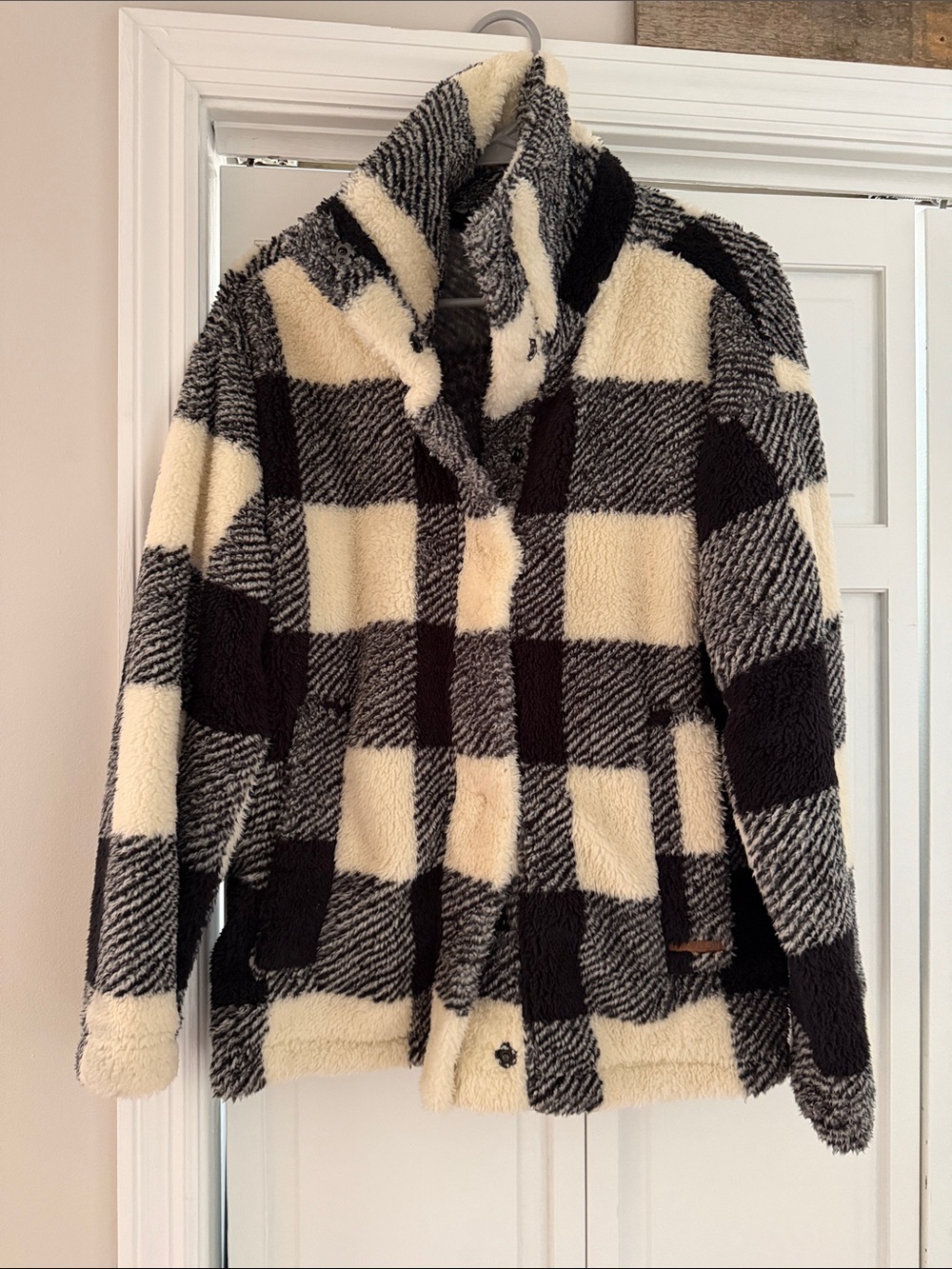 Billabong Black & Cream Plaid Teddy Jacket